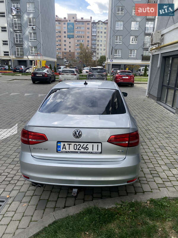 Седан Volkswagen Jetta 2015 в Ивано-Франковске фото 5 Седан Volkswagen Jetta 2015 в Ивано-Франковске
