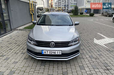 Седан Volkswagen Jetta 2015 в Івано-Франківську Седан Volkswagen Jetta 2015 в Івано-Франківську