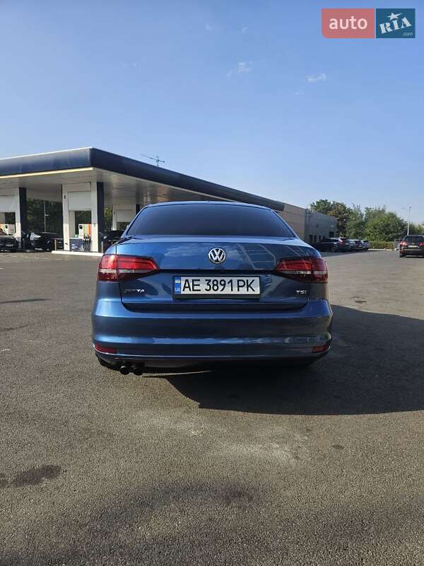 Седан Volkswagen Jetta 2017 в Дніпрі фото 6 Седан Volkswagen Jetta 2017 в Дніпрі