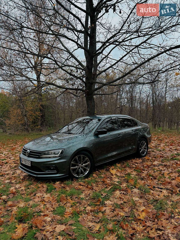 Седан Volkswagen Jetta 2017 в Кременчуге фото 3 Седан Volkswagen Jetta 2017 в Кременчуге