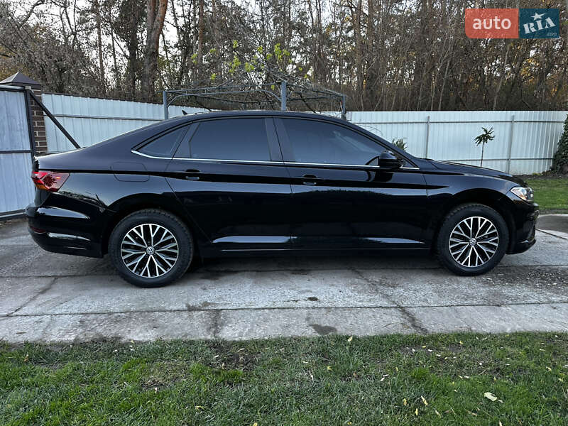 Седан Volkswagen Jetta 2018 в Білогородці