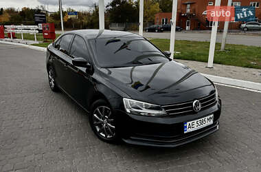 Седан Volkswagen Jetta 2014 в Дніпрі