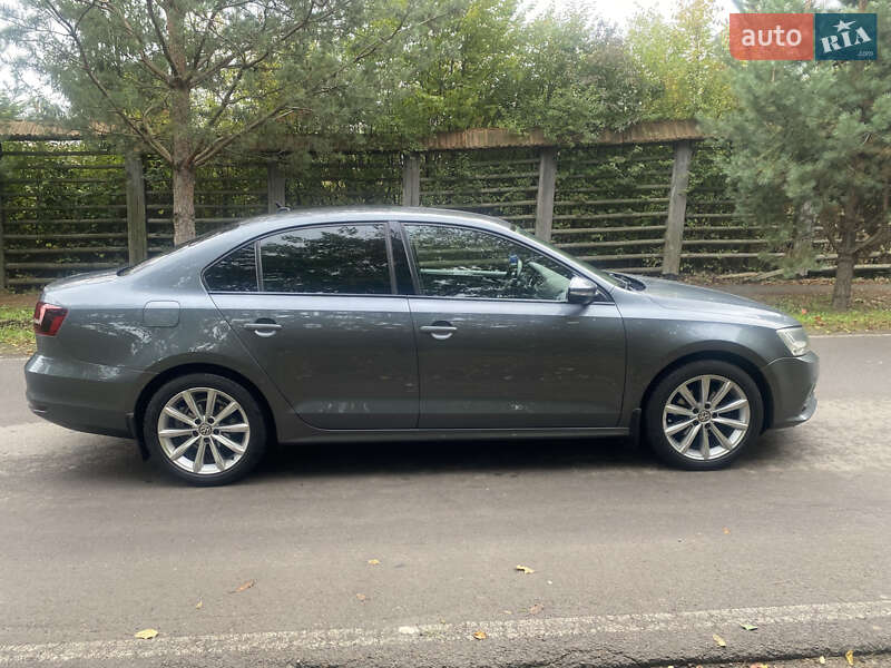 Седан Volkswagen Jetta 2016 в Ужгороде фото 17 Седан Volkswagen Jetta 2016 в Ужгороде