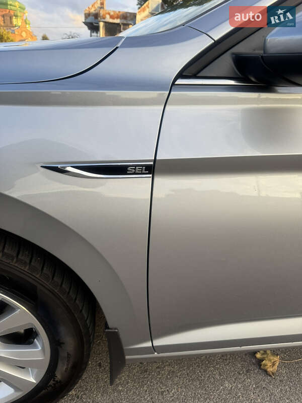 Седан Volkswagen Jetta 2019 в Черкассах