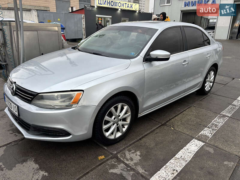 Седан Volkswagen Jetta 2012 в Києві фото 10 Седан Volkswagen Jetta 2012 в Києві