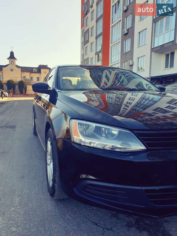 Седан Volkswagen Jetta 2014 в Обухові фото 45 Седан Volkswagen Jetta 2014 в Обухові