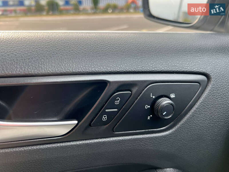 Седан Volkswagen Jetta 2017 в Киеве