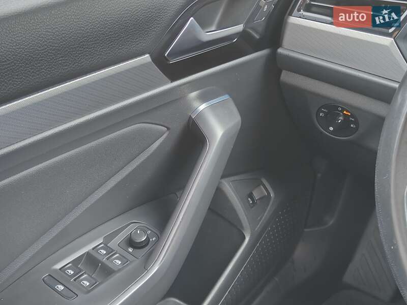 Седан Volkswagen Jetta 2019 в Кривом Роге фото 23 Седан Volkswagen Jetta 2019 в Кривом Роге