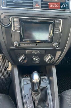 Седан Volkswagen Jetta 2016 в Тернополе