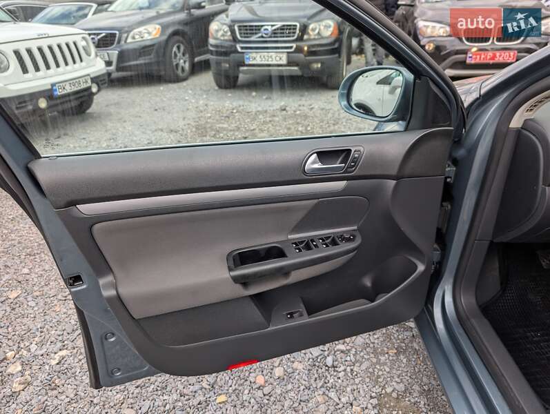 Седан Volkswagen Jetta 2006 в Ровно фото 24 Седан Volkswagen Jetta 2006 в Ровно