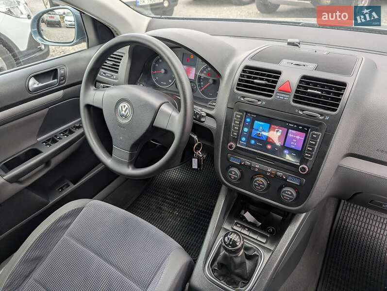 Седан Volkswagen Jetta 2006 в Ровно фото 48 Седан Volkswagen Jetta 2006 в Ровно