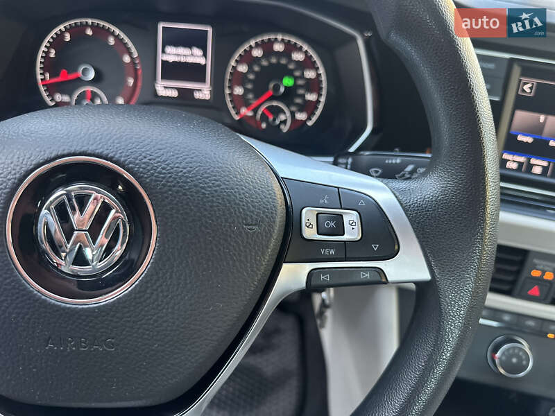 Седан Volkswagen Jetta 2019 в Киеве фото 15 Седан Volkswagen Jetta 2019 в Киеве