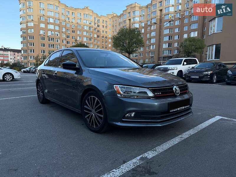 Седан Volkswagen Jetta 2015 в Киеве фото 4 Седан Volkswagen Jetta 2015 в Киеве