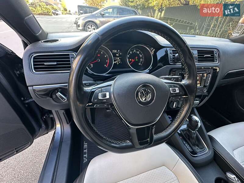 Седан Volkswagen Jetta 2015 в Киеве фото 13 Седан Volkswagen Jetta 2015 в Киеве