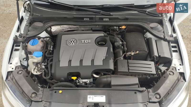 Седан Volkswagen Jetta 2016 в Сваляві