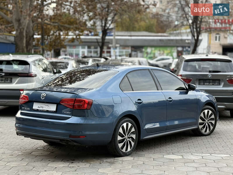 Седан Volkswagen Jetta 2015 в Одессе фото 25 Седан Volkswagen Jetta 2015 в Одессе
