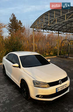 Седан Volkswagen Jetta 2011 в Полтаве