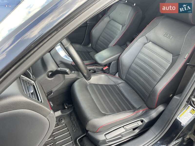 Седан Volkswagen Jetta 2015 в Киеве фото 14 Седан Volkswagen Jetta 2015 в Киеве