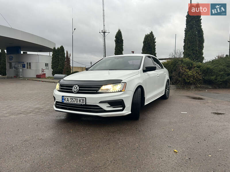 Седан Volkswagen Jetta 2015 в Сумах фото 2 Седан Volkswagen Jetta 2015 в Сумах