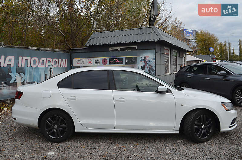 Седан Volkswagen Jetta 2016 в Киеве фото 6 Седан Volkswagen Jetta 2016 в Киеве