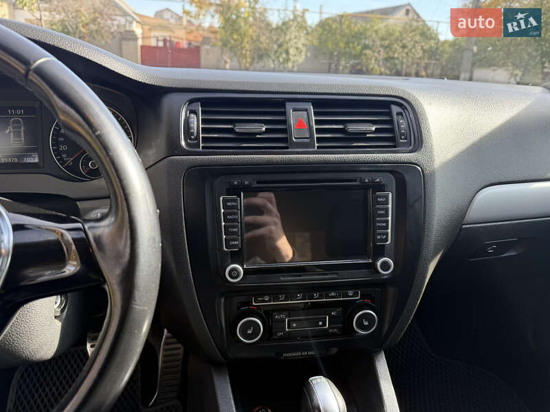 Седан Volkswagen Jetta 2012 в Одессе