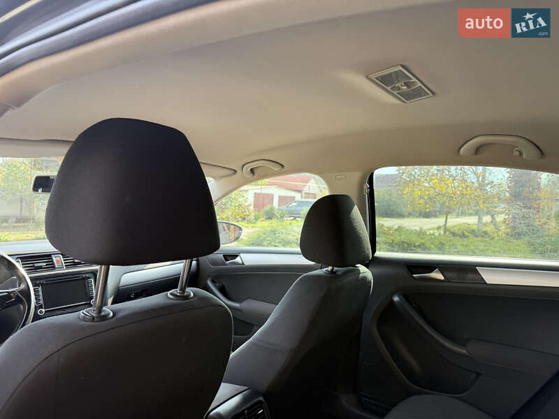 Седан Volkswagen Jetta 2012 в Одессе