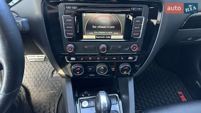 Седан Volkswagen Jetta 2015 в Полтаве