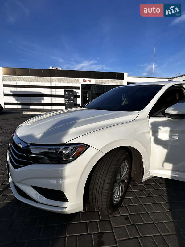 Седан Volkswagen Jetta 2019 в Одессе