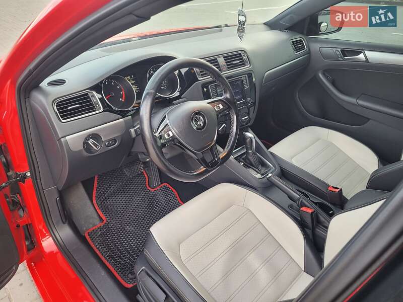Седан Volkswagen Jetta 2016 в Тернополе фото 28 Седан Volkswagen Jetta 2016 в Тернополе