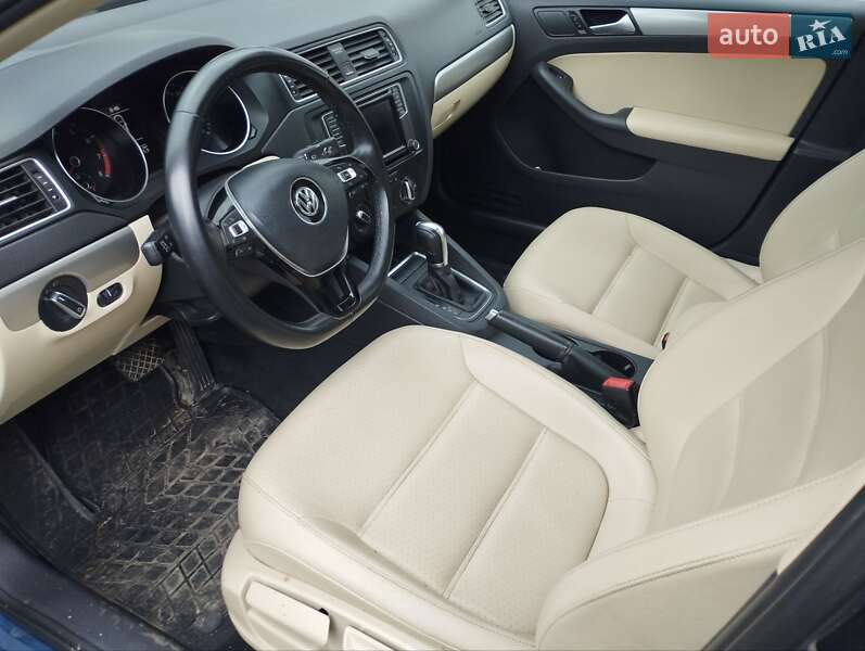 Седан Volkswagen Jetta 2017 в Тернополі фото 11 Седан Volkswagen Jetta 2017 в Тернополі
