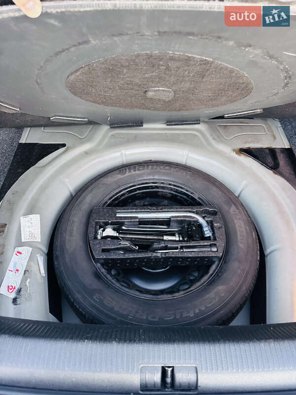 Седан Volkswagen Jetta 2010 в Балте