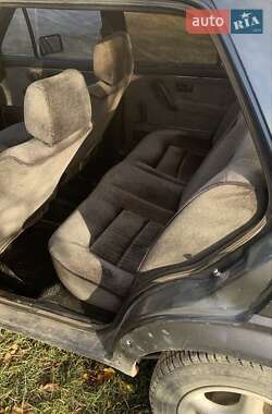 Седан Volkswagen Jetta 1987 в Збараже