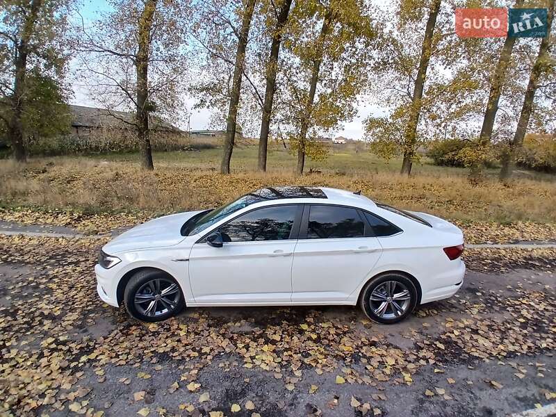Седан Volkswagen Jetta 2019 в Ромнах фото 12 Седан Volkswagen Jetta 2019 в Ромнах