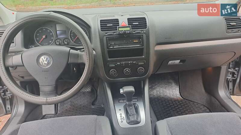 Седан Volkswagen Jetta 2006 в Києві фото 14 Седан Volkswagen Jetta 2006 в Києві