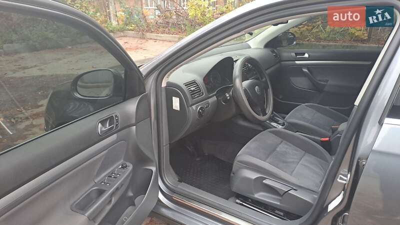 Седан Volkswagen Jetta 2006 в Києві фото 19 Седан Volkswagen Jetta 2006 в Києві