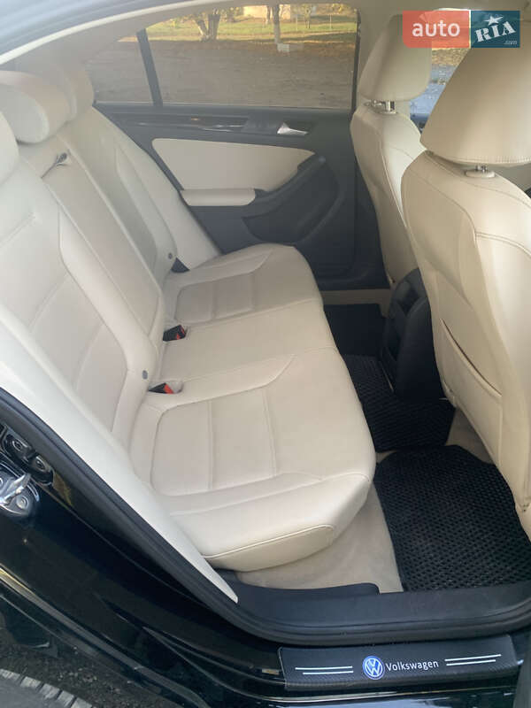 Седан Volkswagen Jetta 2015 в Белой Церкви фото 9 Седан Volkswagen Jetta 2015 в Белой Церкви