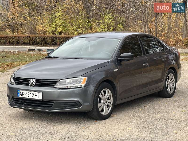 Седан Volkswagen Jetta 2012 в Запорожье
