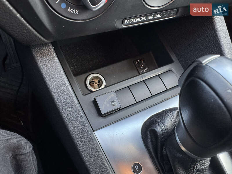 Седан Volkswagen Jetta 2012 в Хмельницком