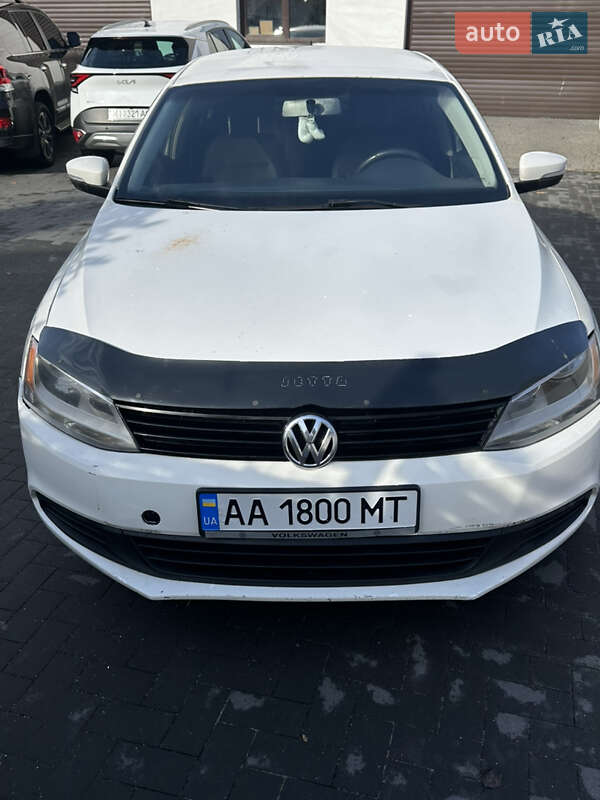 Седан Volkswagen Jetta 2012 в Киеве фото 2 Седан Volkswagen Jetta 2012 в Киеве