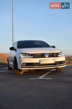 Седан Volkswagen Jetta 2016 в Виннице