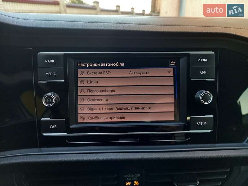 Седан Volkswagen Jetta 2018 в Львові фото 40 Седан Volkswagen Jetta 2018 в Львові