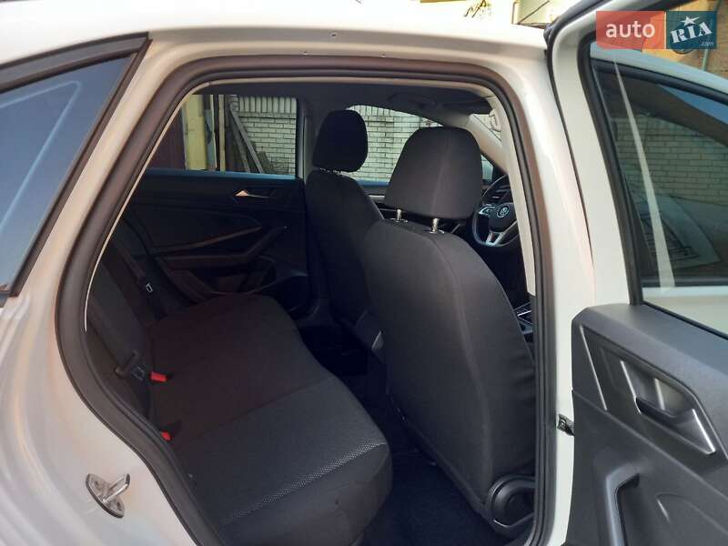 Седан Volkswagen Jetta 2018 в Львові фото 53 Седан Volkswagen Jetta 2018 в Львові