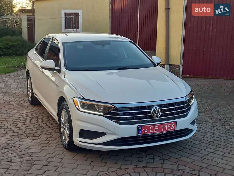 Седан Volkswagen Jetta 2018 в Львові фото 28 Седан Volkswagen Jetta 2018 в Львові