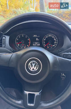 Седан Volkswagen Jetta 2013 в Винниках