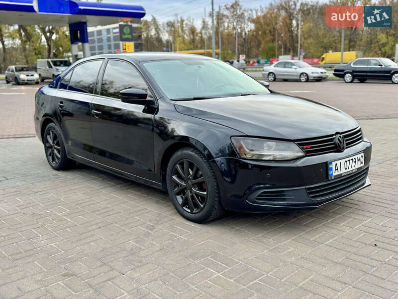 Седан Volkswagen Jetta 2014 в Киеве