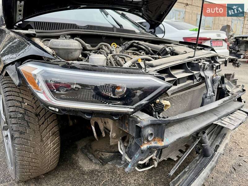 Седан Volkswagen Jetta 2018 в Киеве фото 21 Седан Volkswagen Jetta 2018 в Киеве