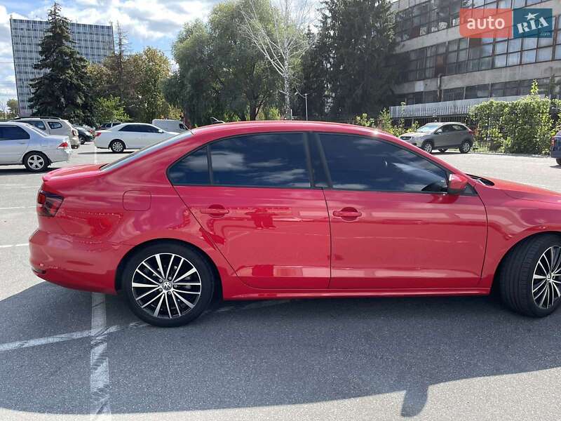 Седан Volkswagen Jetta 2015 в Киеве фото 5 Седан Volkswagen Jetta 2015 в Киеве
