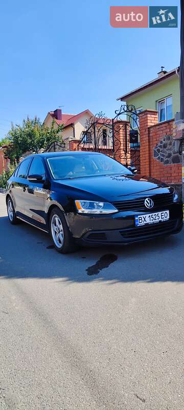 Седан Volkswagen Jetta 2011 в Хмельницькому