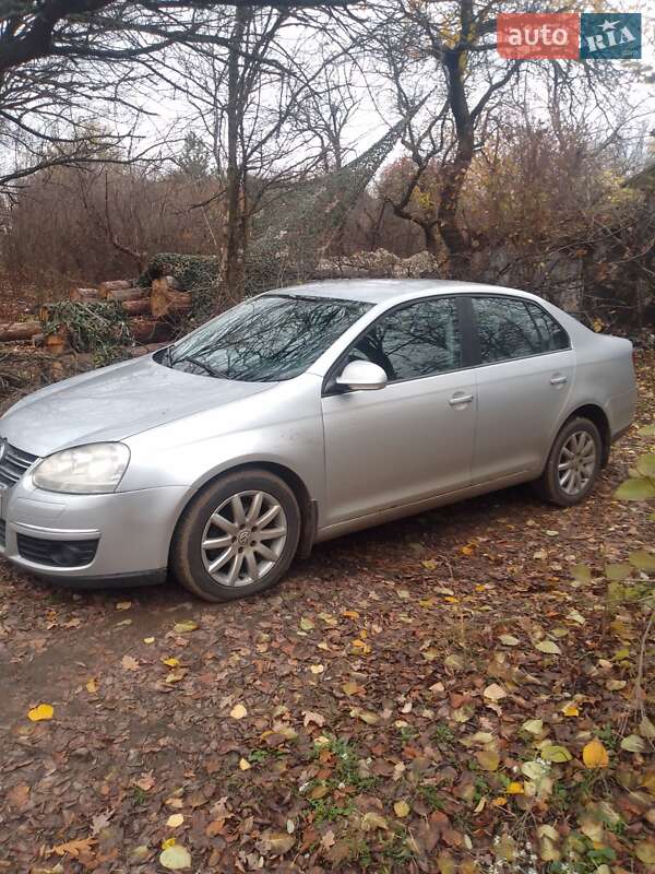 Седан Volkswagen Jetta 2008 в Краматорске