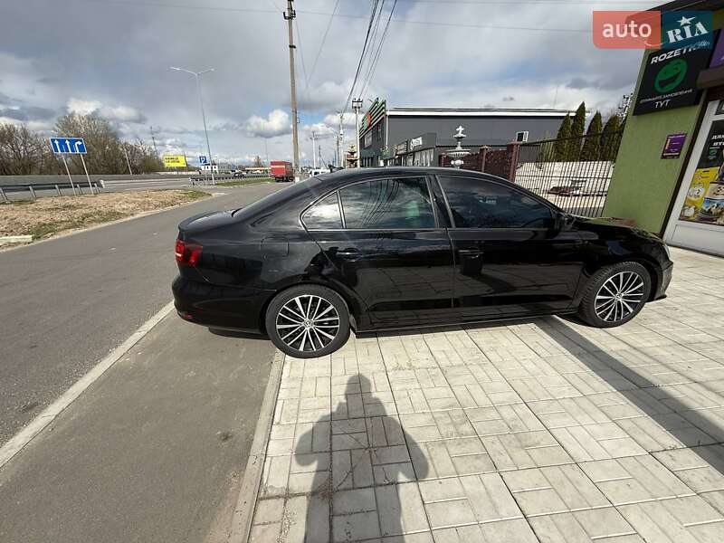 Седан Volkswagen Jetta 2016 в Броварах